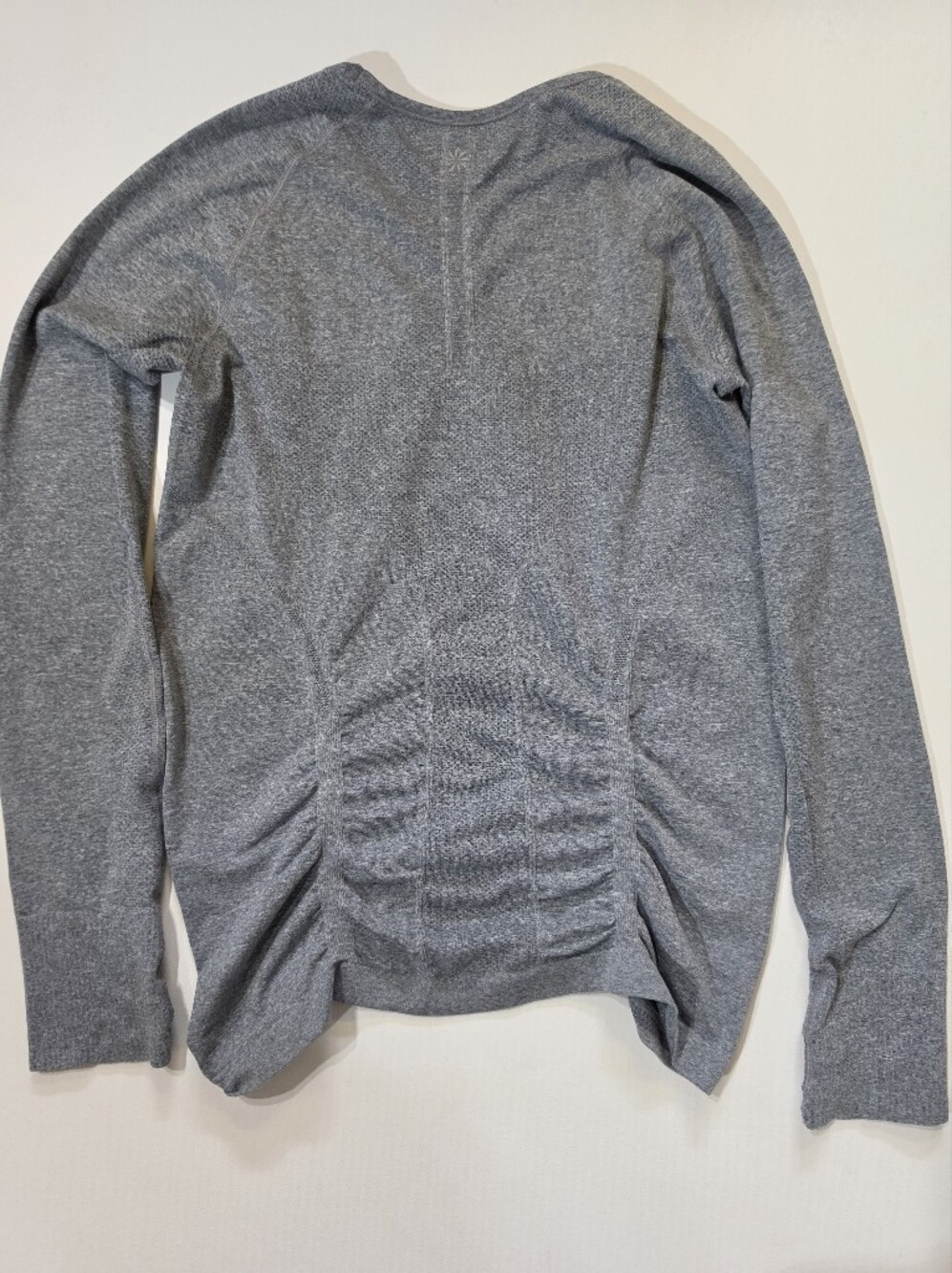 Athleta Performance Top Womens Medium Grey Gathered Front Yoga Pilates Activewea - Picture 3 of 6